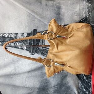 B. Makowsky tan leather bag